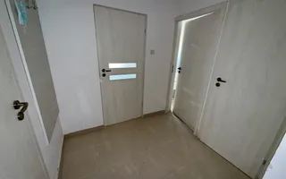 De vanzare apartament 2 camere, vedere superba Cetatea Alba Carolina - Poză 11
