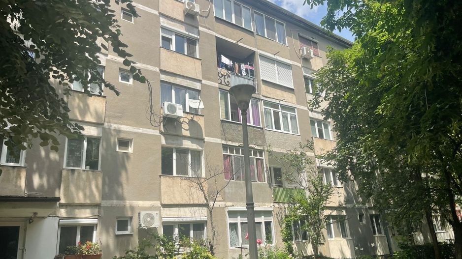 Ap 2 cam tip X - liceul Onisifor Ghibu- 60.000 euro neg - Poză 1