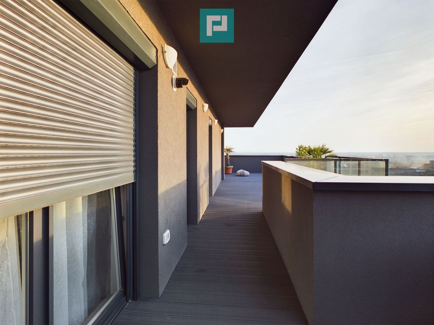 Penthouse deluxe cu terasă  în Adora Park - Poză 11