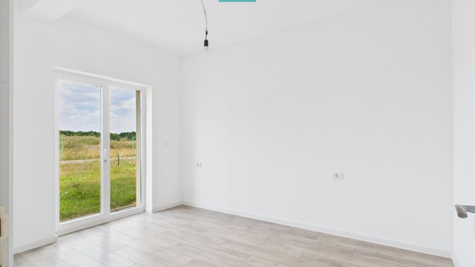 Apartament 3 camere | Grădină 70 mp | Torontalului - Poză 2