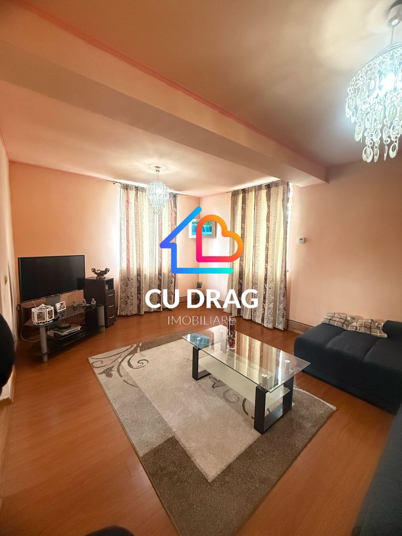 Casa tip duplex cu teren de 1500mp - Poză 2