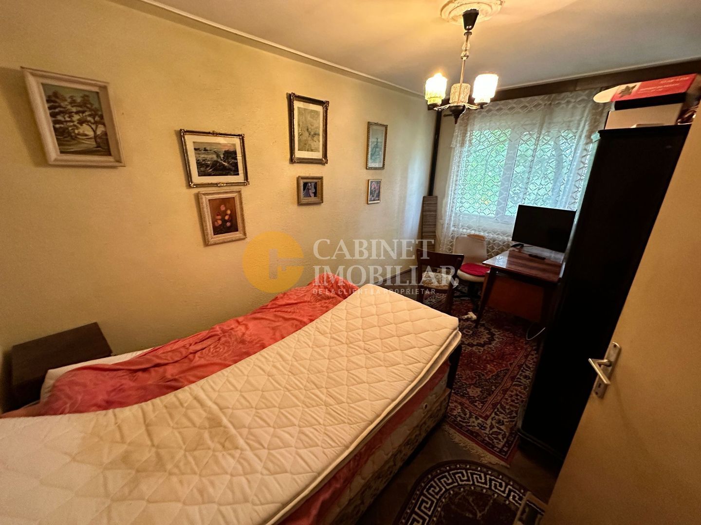 Apartament cu 3 camere - Etaj Intermediar - Bloc Fara Risc - Podu Ros - Poză 3