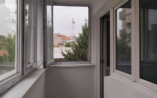 Casa "YENI" , constructie 2002, finisata complet - Poză 11