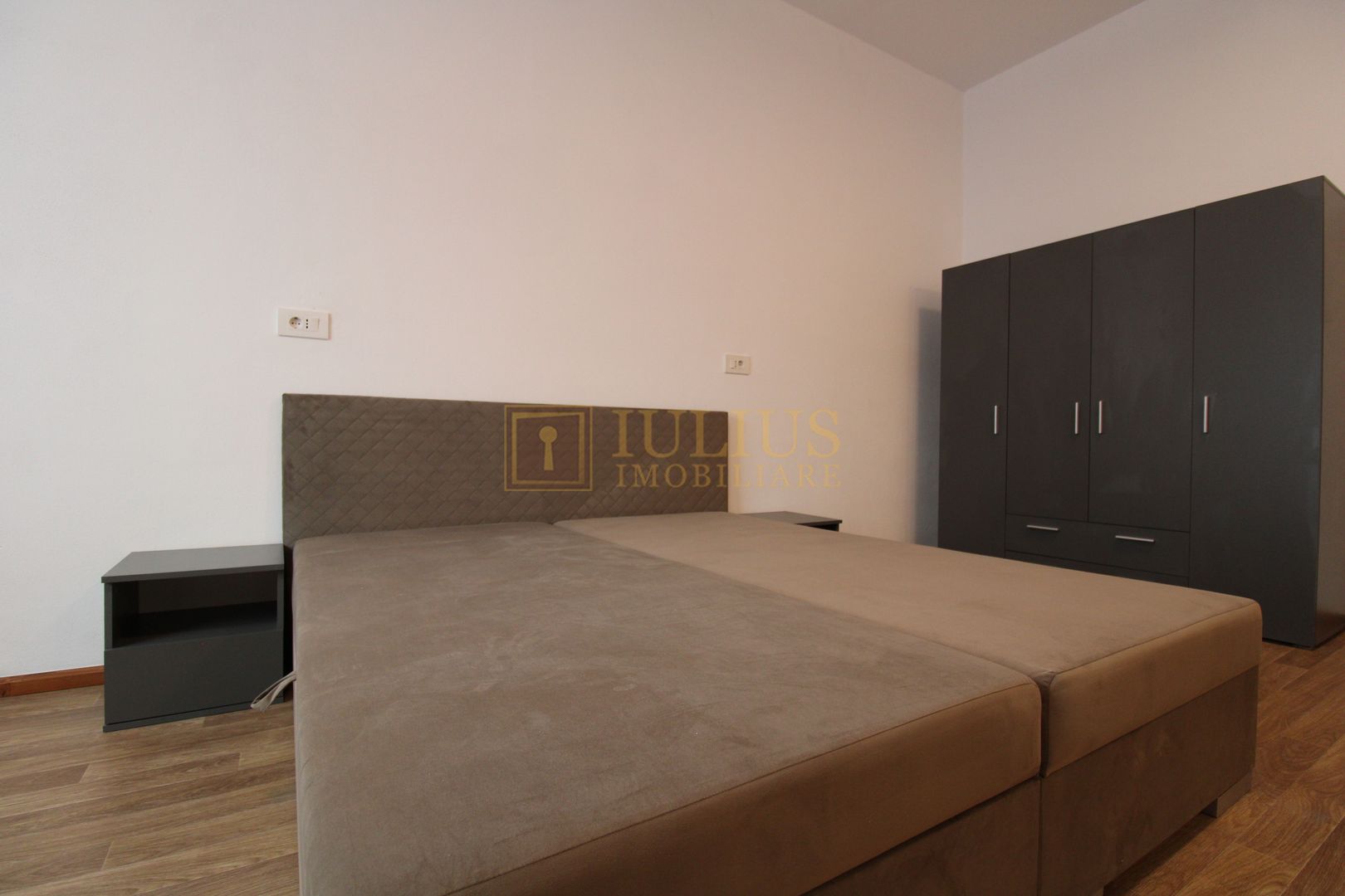 Zona Lunei, o camera, prima inchiriere - Poză 7