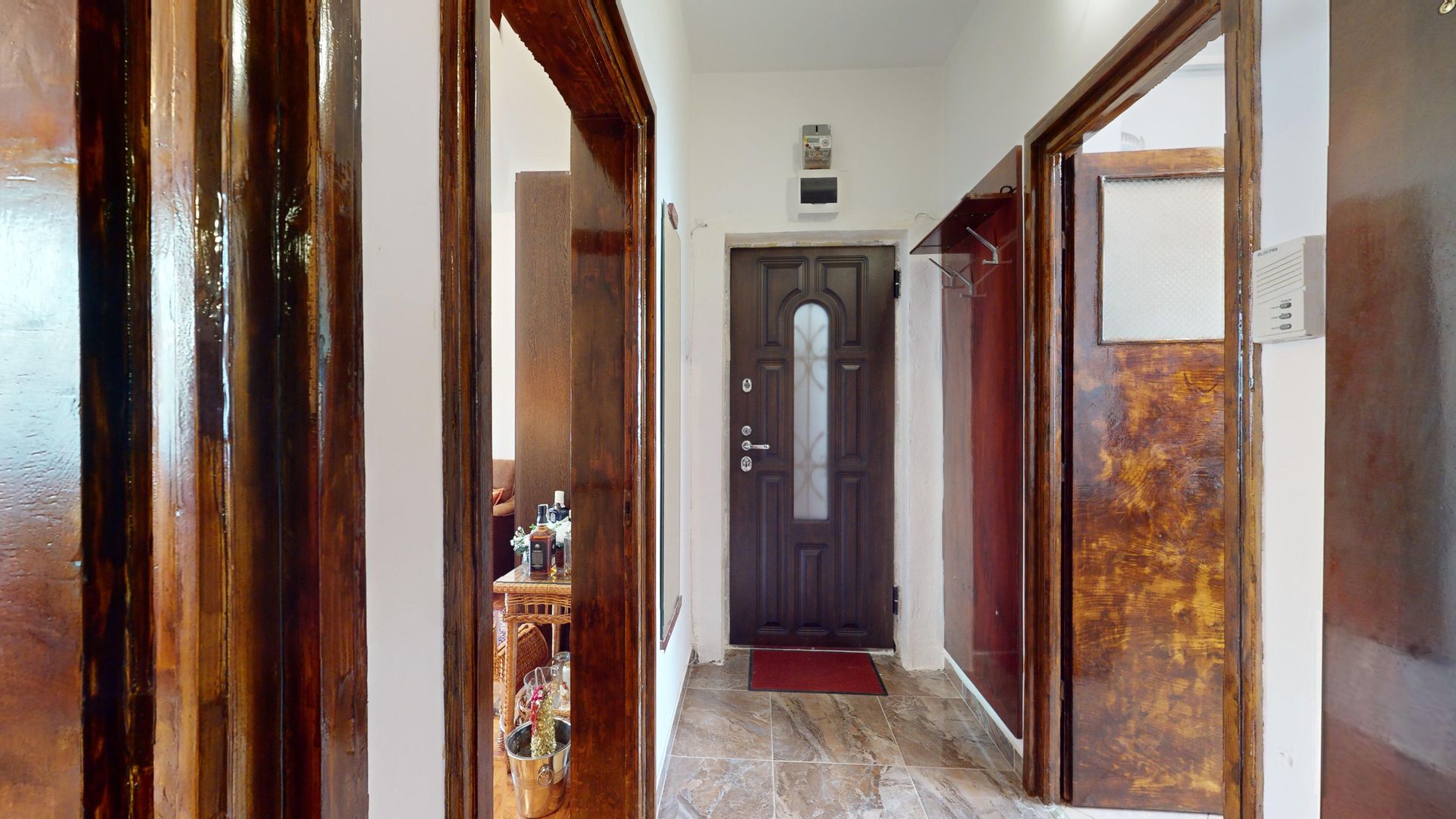 Apartament 2 camere în Centrul Civic - panoramă spre Tâmpa -negociabil - Poză 9