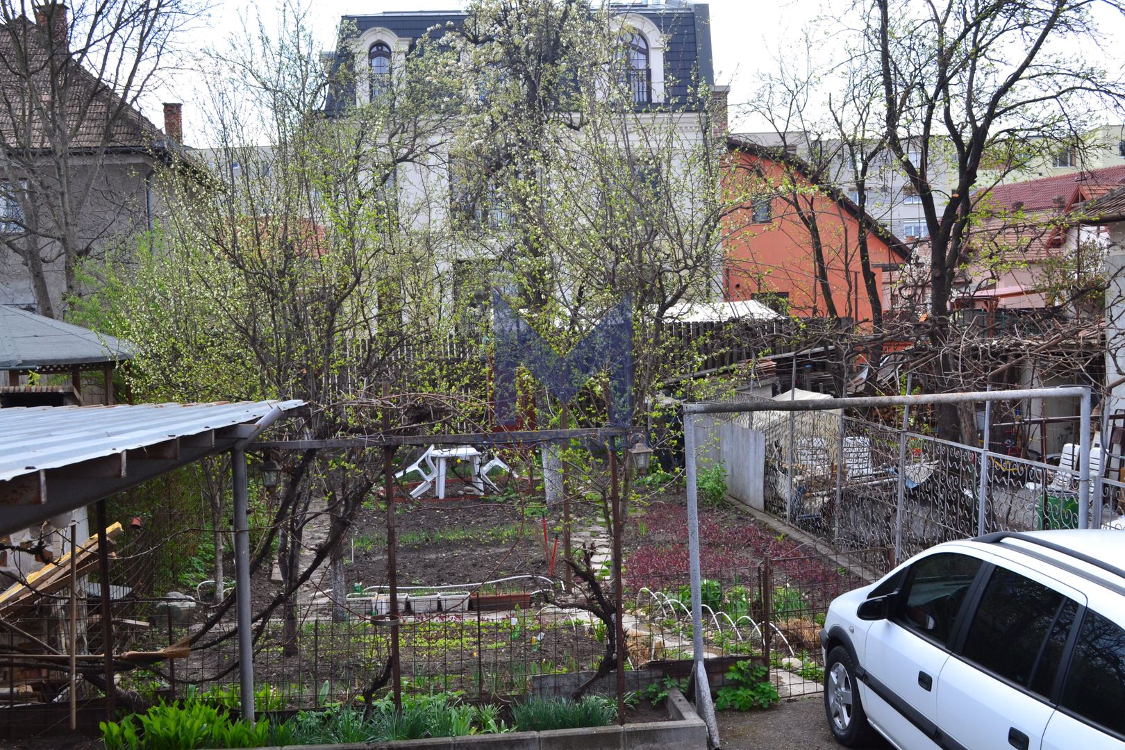 Apartament la casa de inchiriat aproape de centru - Poză 15