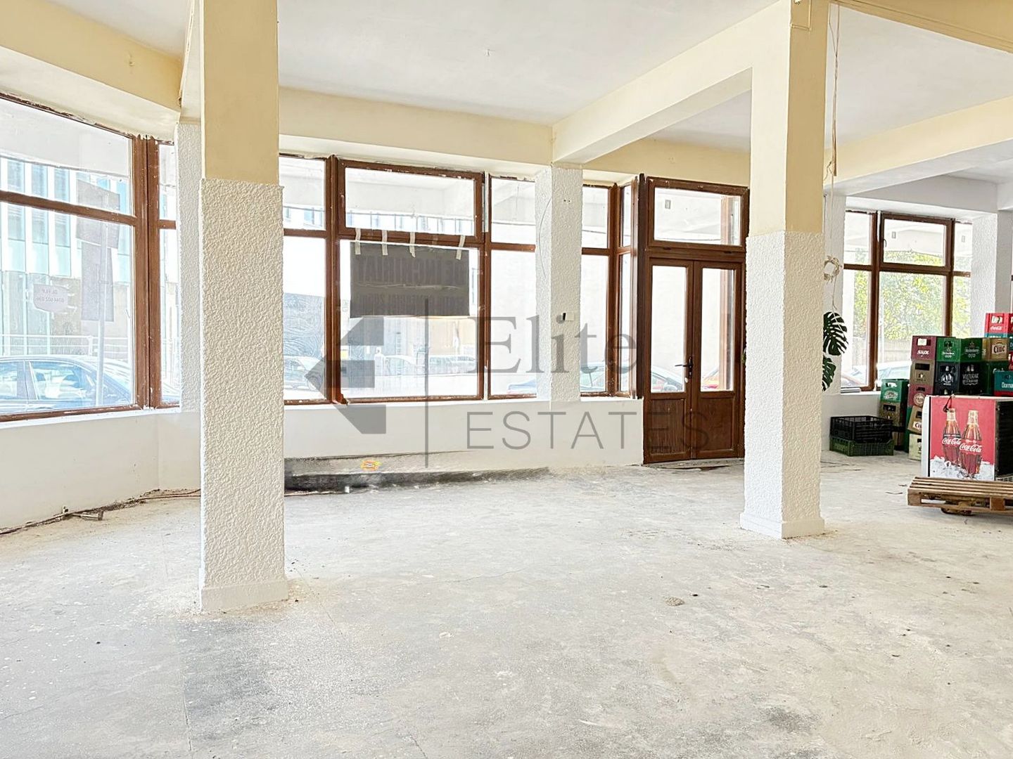 Spatiu comercial 129 mp ultracentral in Oradea - Poză 3