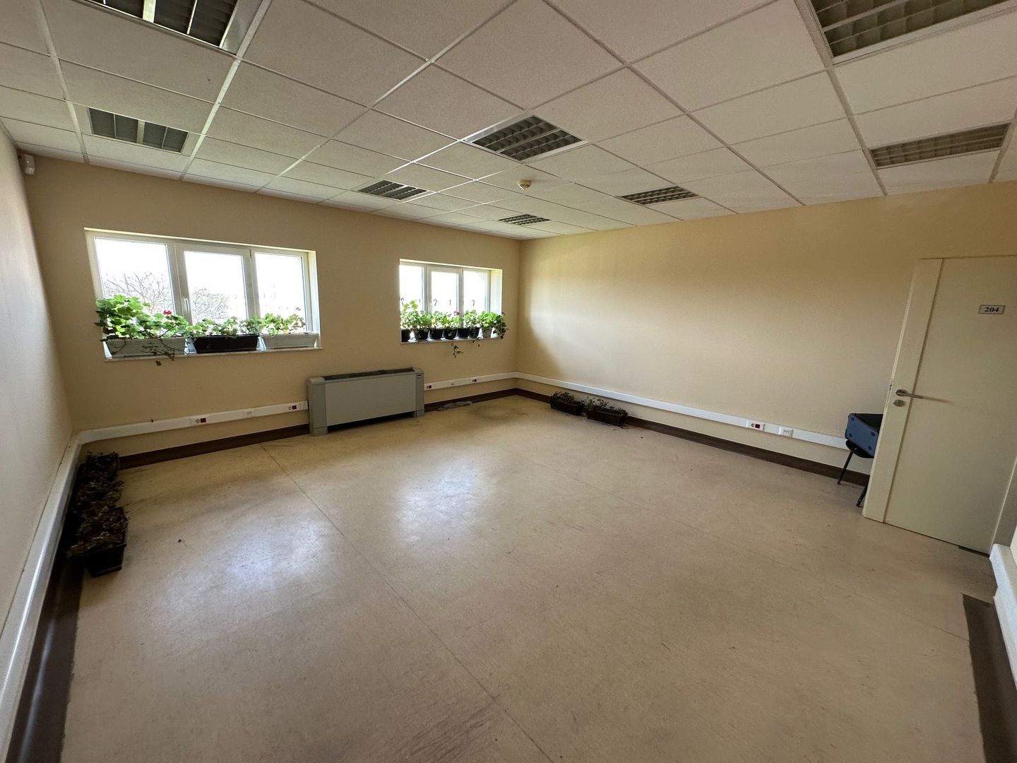 Investment Opportunity  88.410 sq m.  land - Poză 13