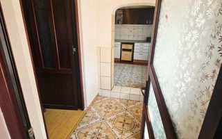 🏡 Casă spațioasă cu 9 camere în Strejnicu – pentru locuință, birouri - Poză 33