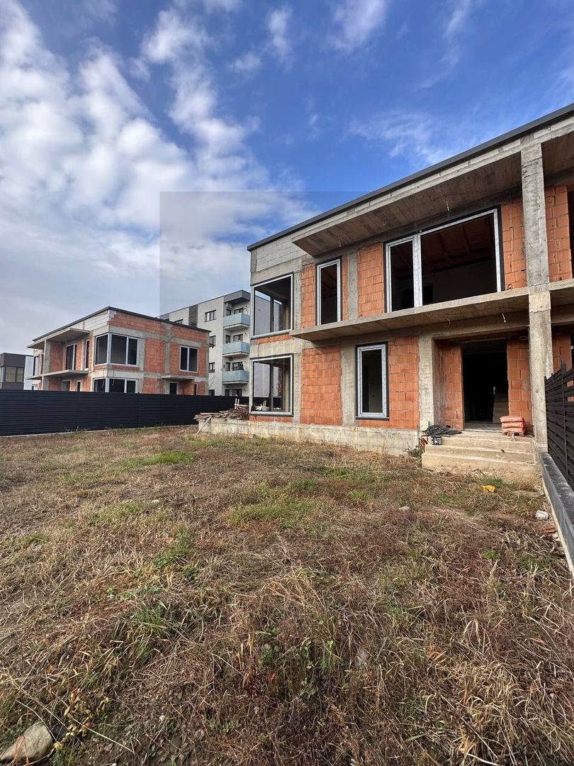 Case tip Duplex de vânzare în Ghimbav, Brașov – Cartierul Florilor - Poză 9