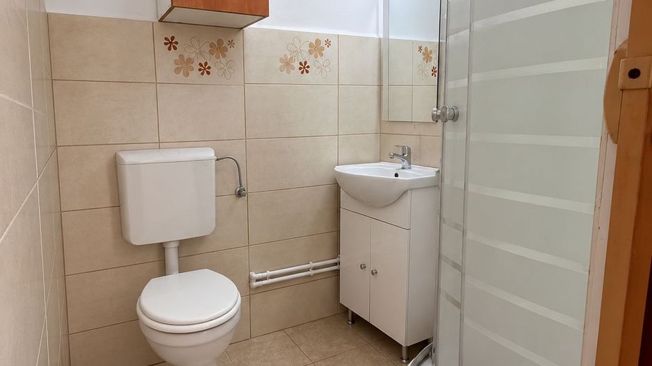 Garsoniera in zona Rogerius - Poză 8