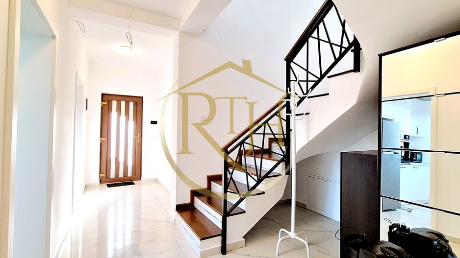 Oferim spre inchiriere Casa-Duplex, cu 5 camere, situata in Chisoda - Poză 2