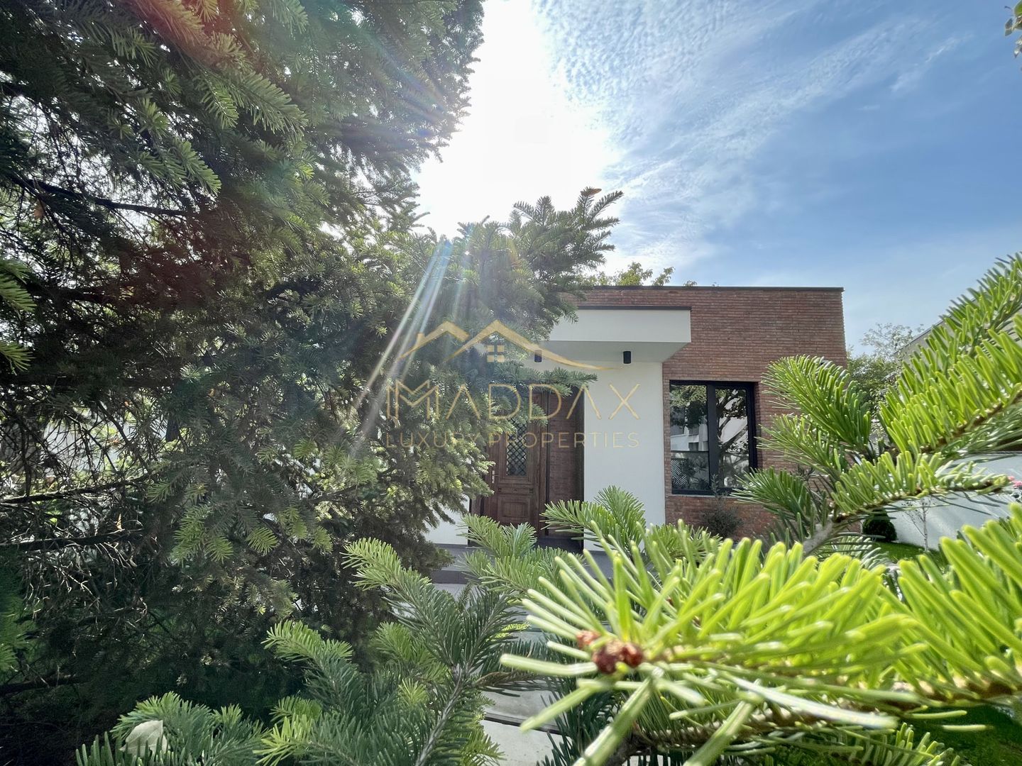 Vila cu 5 camere // * 565 mp gradina* // Tunari - Poză 45