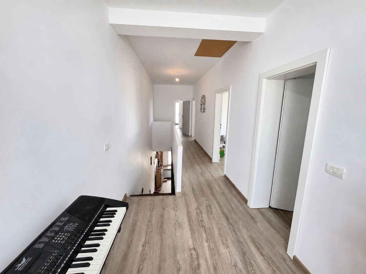 DUPLEX P+1E DE VÂNZARE ÎN MOṢNITA NOUĂ - Poză 16