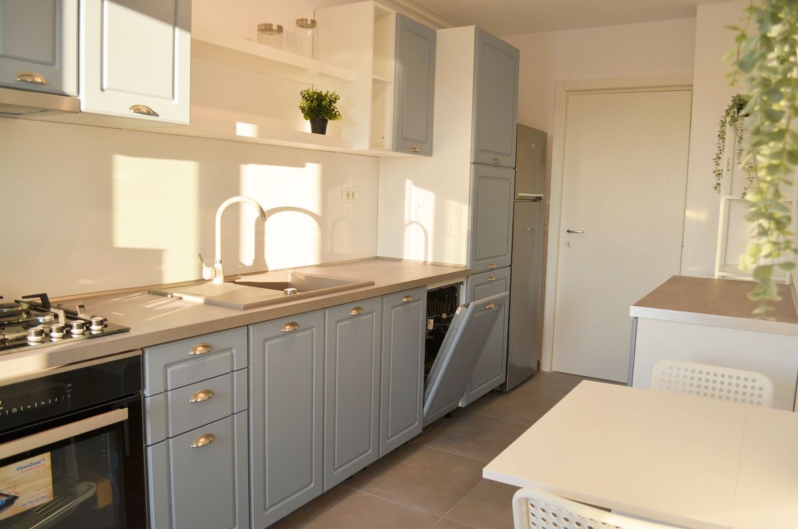 Apartament 2 camere in zona Baneasa plus loc de parcare inclus - Poză 4