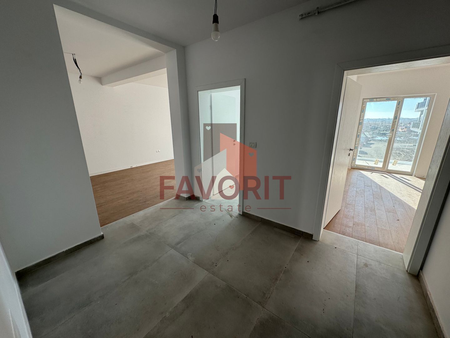 Decomandat. Terasa generoasa. Spatiu de depozitare in Pod. - Poză 9