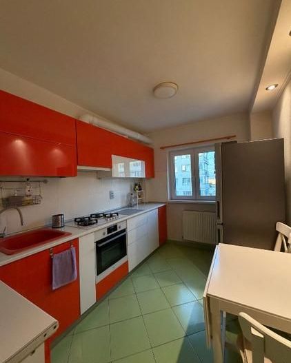 De Închiriat 3 Camere Decomandat,Prima Închiriere, 2 Balcoane, Vitan - Poză 8