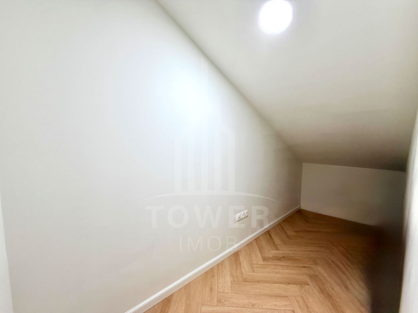 Penthouse de Lux-complet mobilat - Poză 24