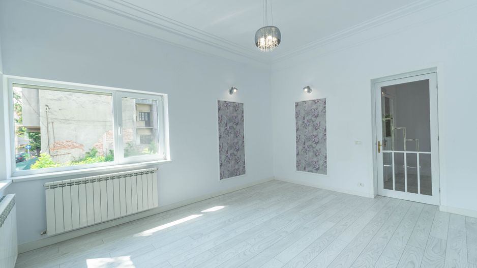 Apartament de vanzare 137 mp, zona centrala, curte proprie - Poză 6