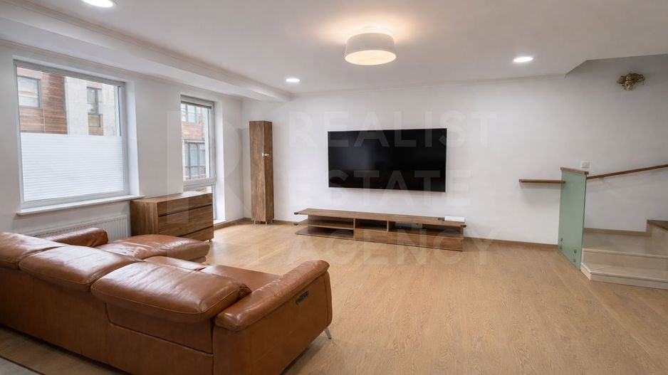 Townhouse in 3 nivele, 4 camere, str. Bucovinei, Ciocana. - Poză 2