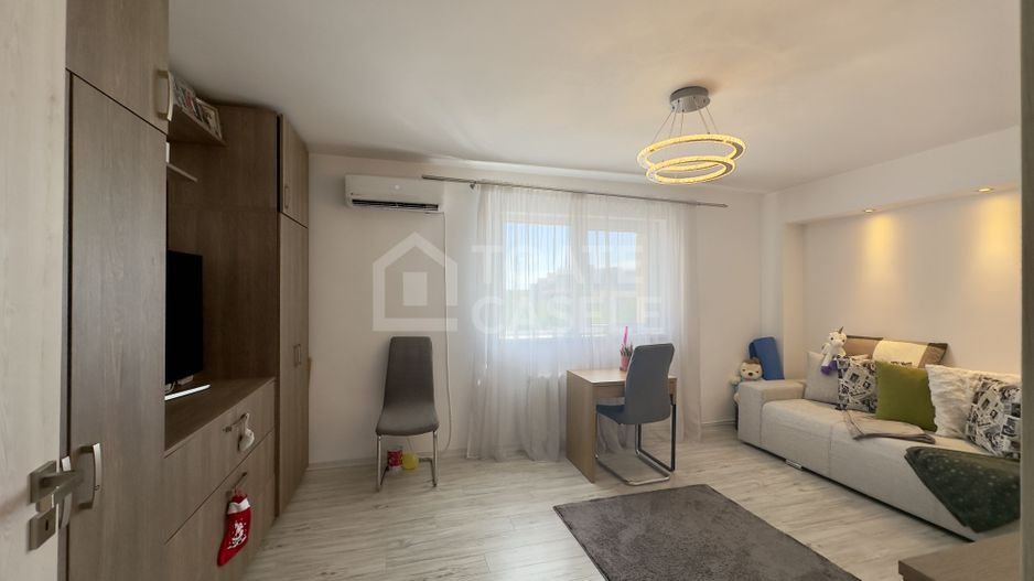 Apartament 2 camere, decomandat, zona Iulius Mall - Poză 2
