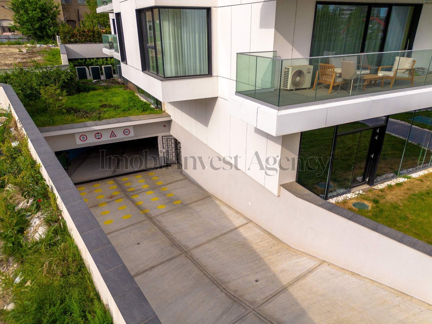 One Timpuri Noi - Poză 6