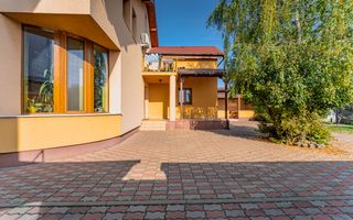 Vilă cu teren generos în Pârneava - Poză 2