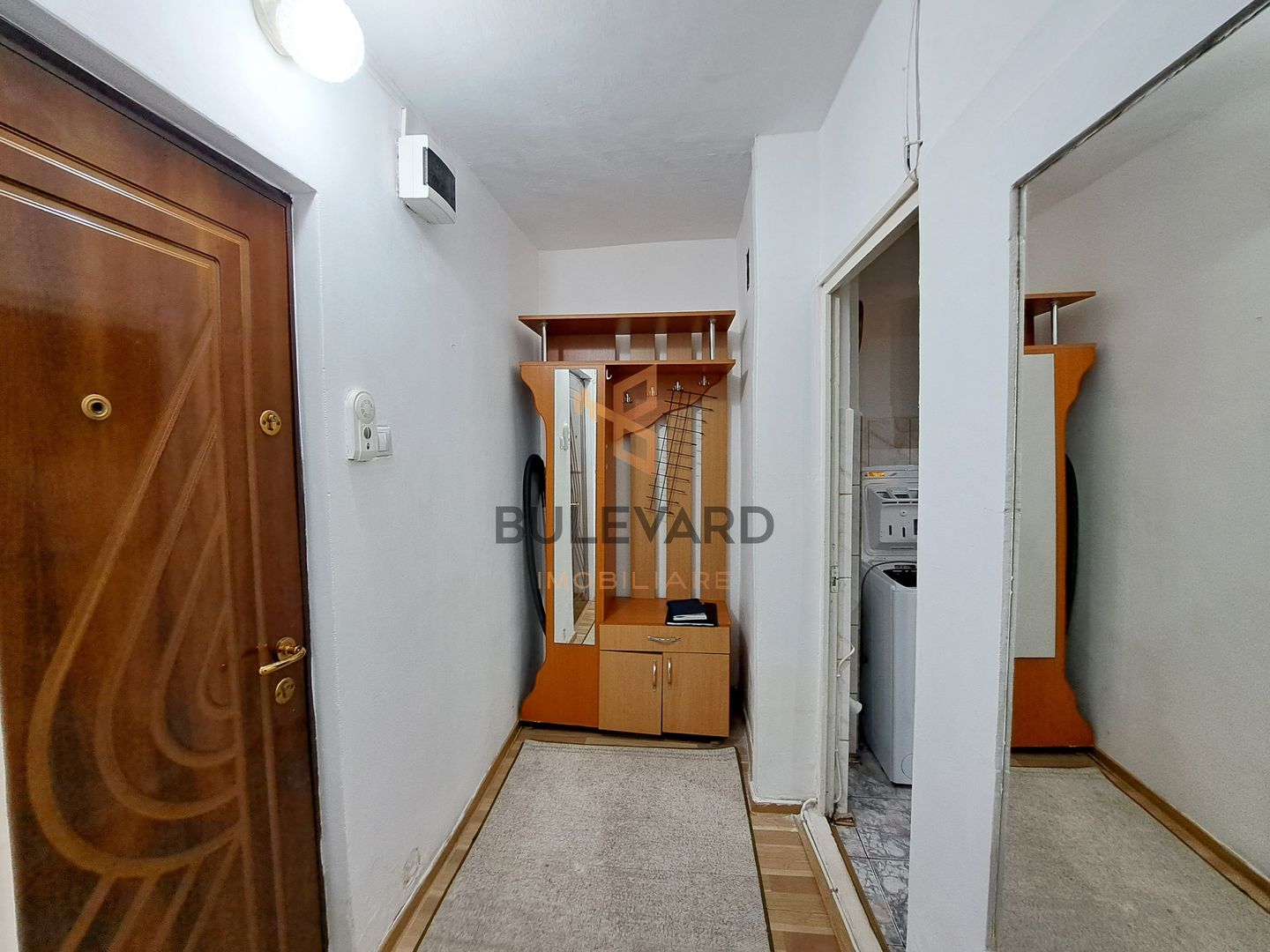 Garsoniera confort 1 + boxa de depozitare, in zona Minerva! - Poză 8