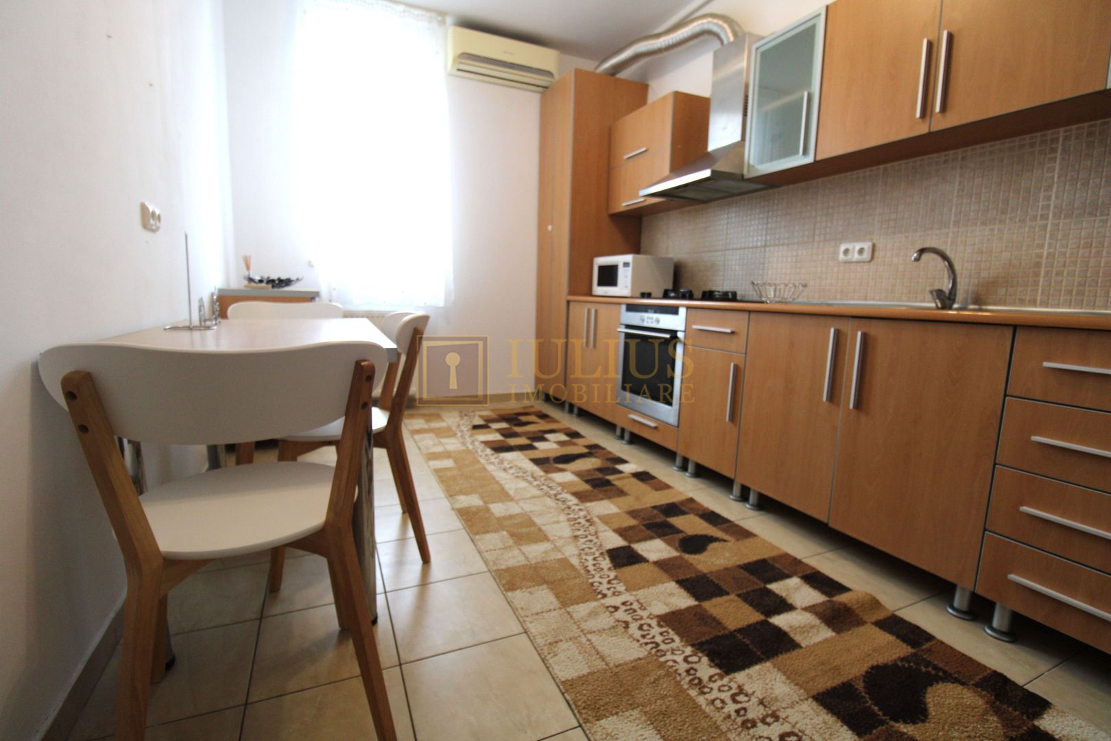 Apartament in Zona Girocului - Spitalul Judetean - Poză 9