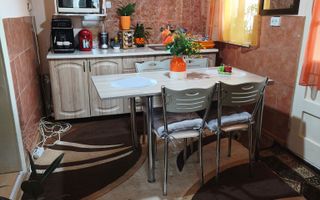 Casă Corunca la stradă E60, teren 600 mp, 3 camere – ideal investie - Poză 3