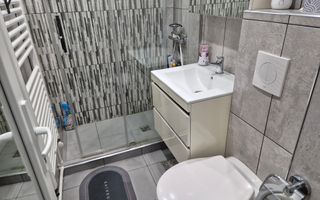 Ap. 2 camere, M5, etaj 3, bl.25, NOU, mobilat, SCHIMB cu CASA/TEREN! - Poză 5