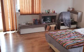 Apartament 2 camere zona Mircea cel Batran la vila - Poză 1