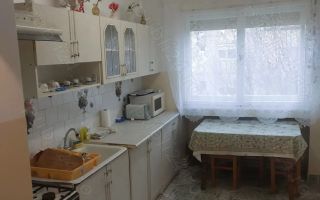 BRASADAS vinde ap 2 cam etaj 4/4 in Micro 16. - Poză 1