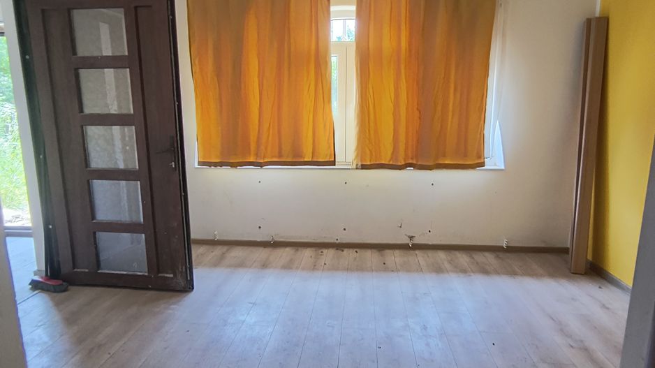 Casa P+M Com Vidra - Poză 15