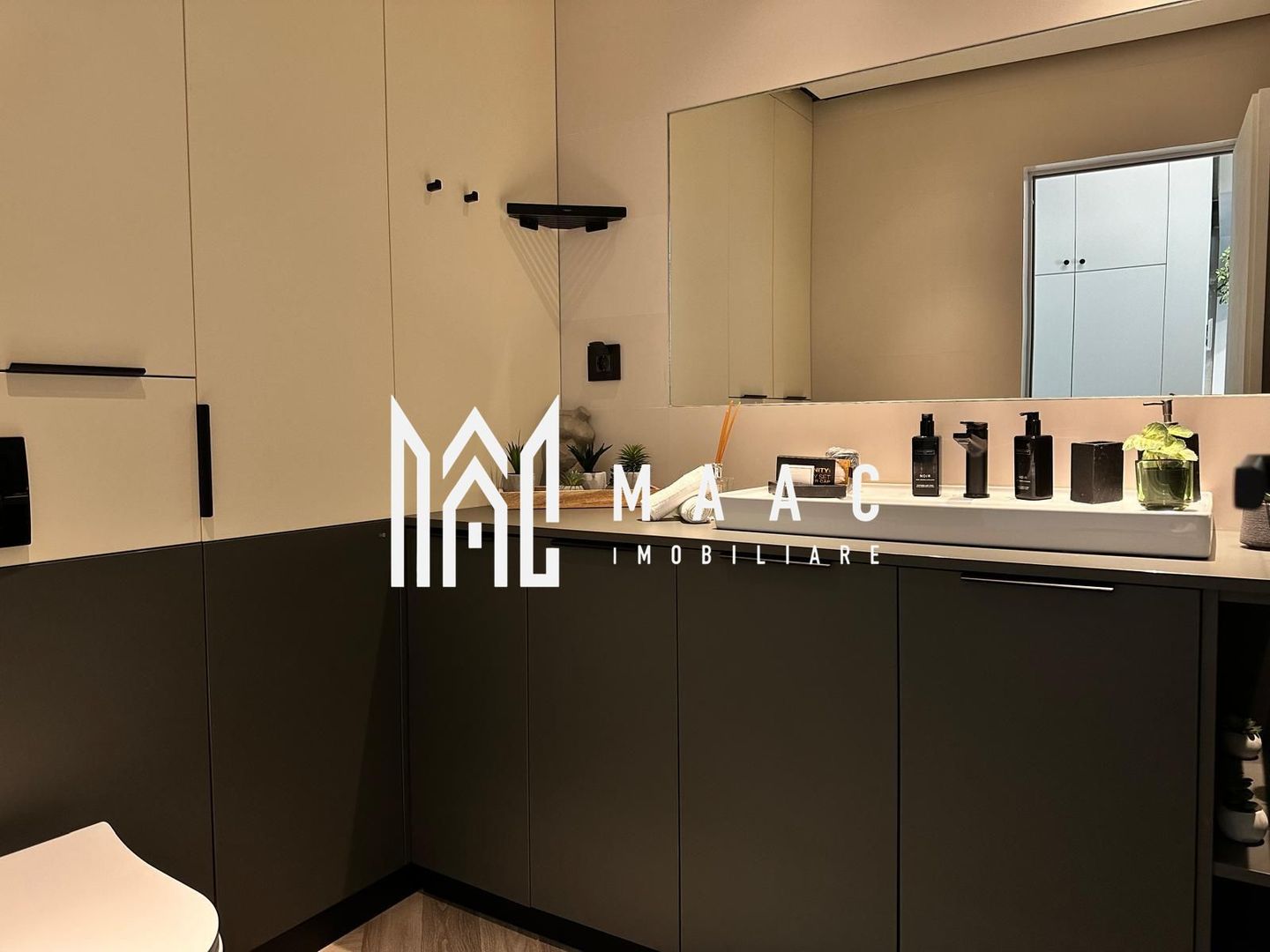 Black Friday | Apartament 2 Camere | Etaj 2 | Loc de parcare | The Lake Home - Poză 10