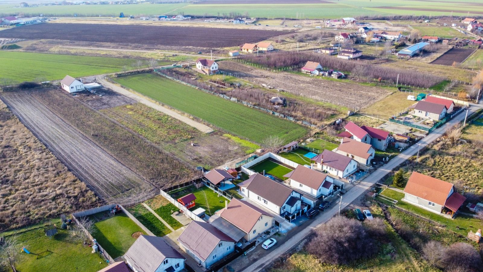 Parcela casa-Biharia, 500 mp,utilitati.Pret 25900 euro neg, comision 0 - Poză 1