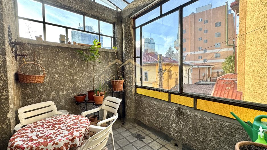 Vila cu 6 camere *310mp*  + Garaj // Primăverii - Poză 39