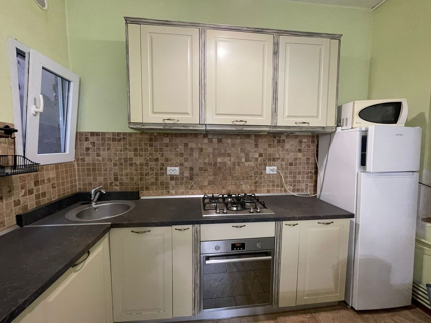 Apartament spațios în clădire istorică – 70 mp, Palatul Istvan Nemes - Poză 8