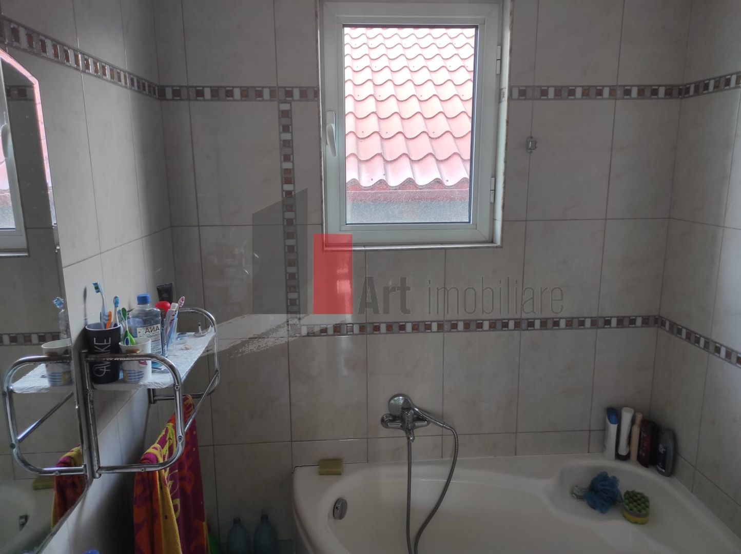 Vila spatioasa in Branesti - Poză 18