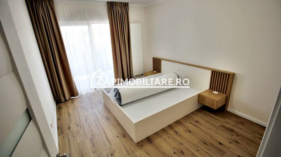 Apartament 3 camere,90mp,2 bai,1 pivnită,2 balcoane,bloc nou - Poză 3