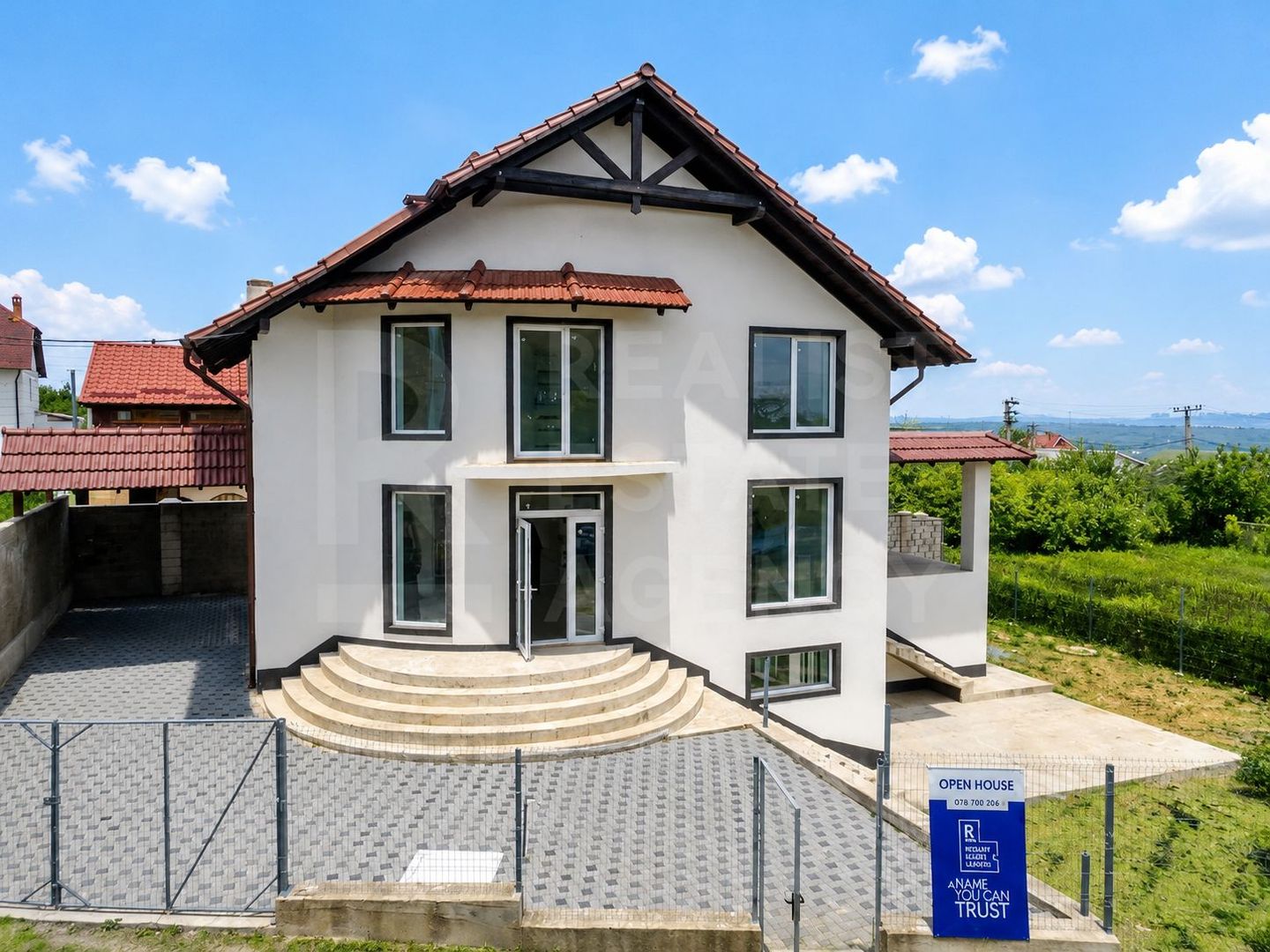 Vânzare, casă, 2 nivele, 200mp + 5 ari, strada Codrilor, Sociteni - Poză 1