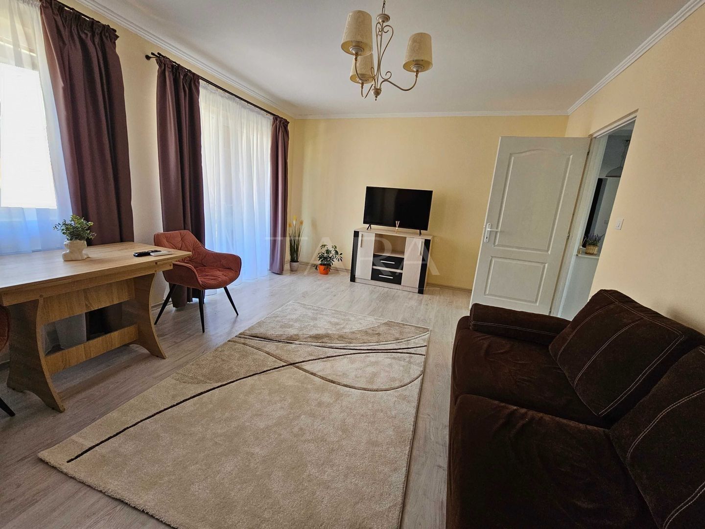 Apartament decomandat în Florești, perfect pentru locuit sau investiți - Poză 2