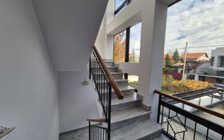 Oportunitate investitie - Vila renovata cu chiras in zona Bucurestii Noi - Poză 10