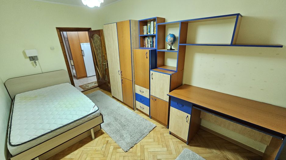 DE ÎNCHIRIAT - Apartament cu 3 camere, mobilat și utilat, zona TRAIAN; - Poză 7