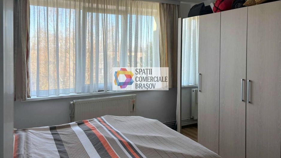 Apartament cu doua camere, zona Astra - Saturn, 50 mp - Poză 12