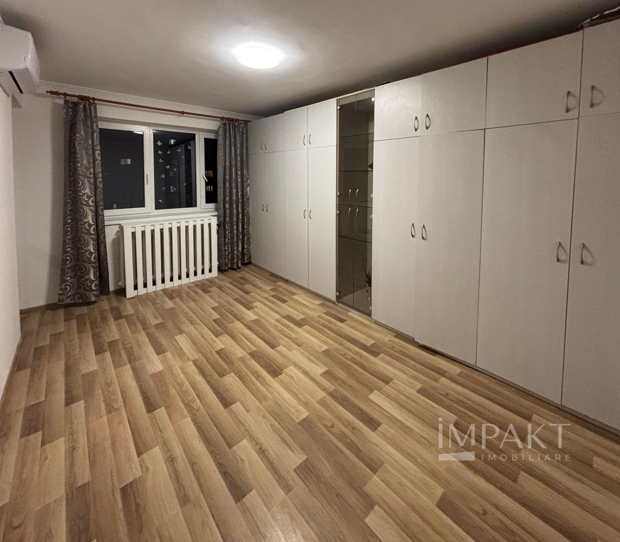 Apartament 3 Camere de vanzare in Manastur zona Primaverii - Poză 1