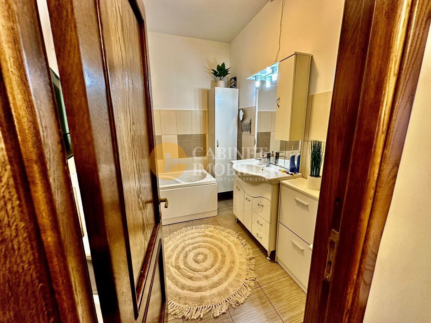 Casa Triplex Rediu Complet Mobilat - Poză 11