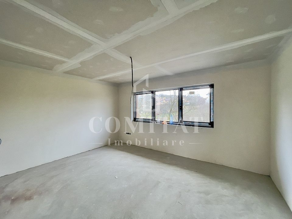 Casă cu 700 teren și garaj zona Scolii Feleacu - Poză 11