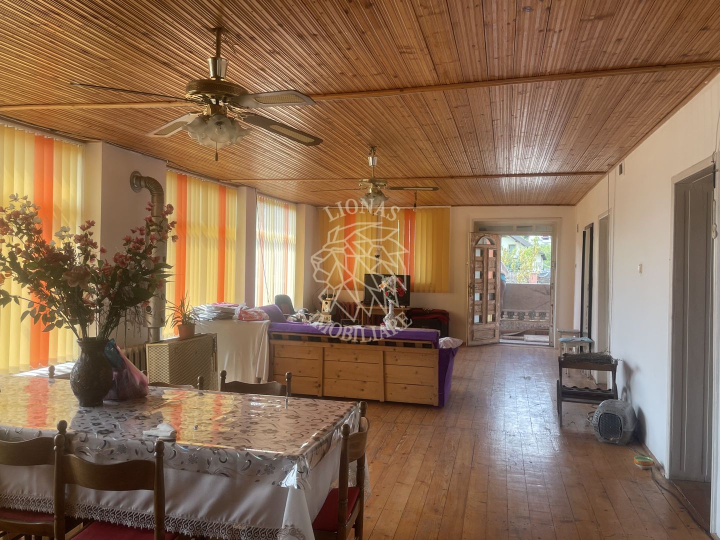 Casa 354 mp utili-teren 2200 mp-ideal business-anexa-Viisoara - Poză 1