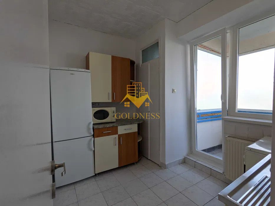 1 camera, Parcul Rozelor, Supeco, Plopilor, Carrefour, OMV - Poză 4